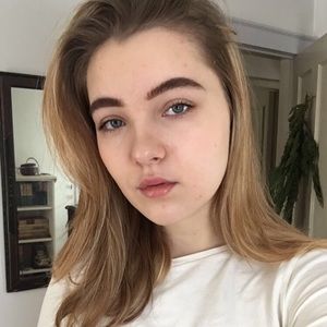 Meet your Posher, Liv